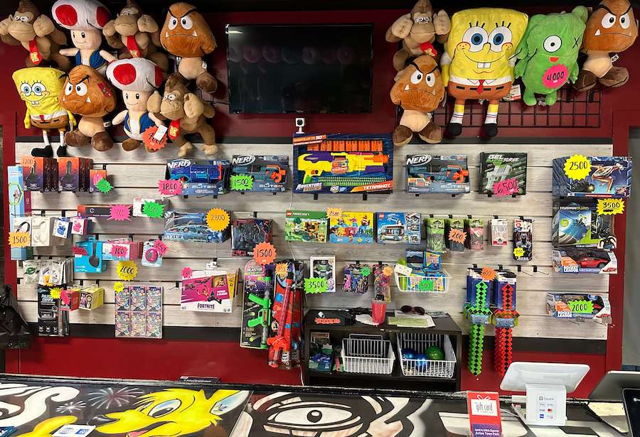 arcade prize wall - arcade in Arkansas